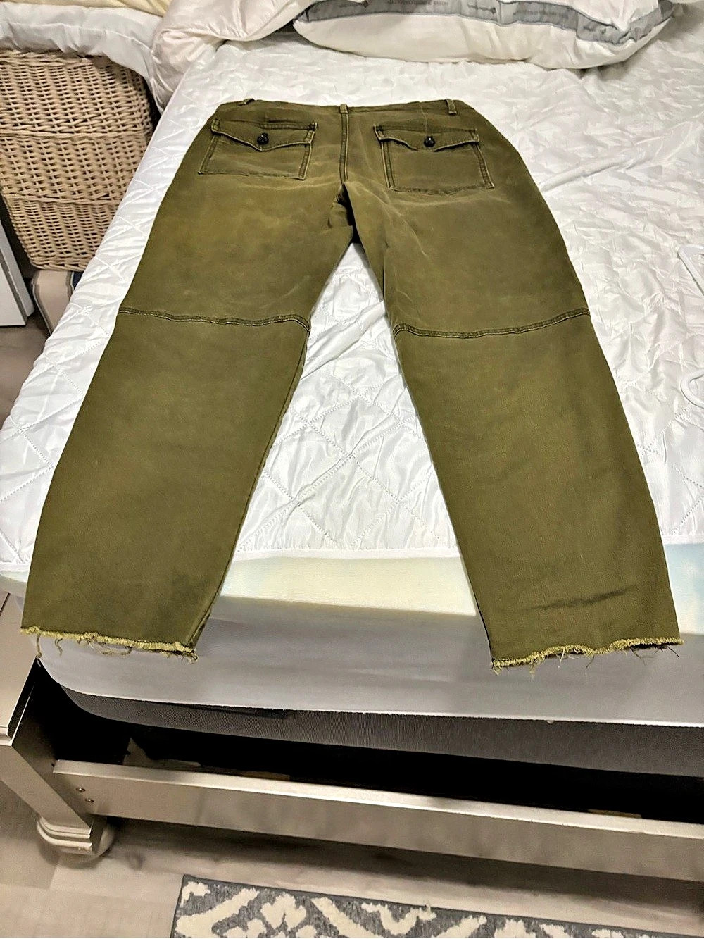 Banana Republic Authentic Chino Straight Leg Olive Pants Size 8